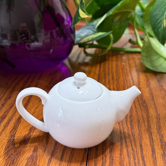 Tiny White Ceramic Teapot - Picture 2 of 7